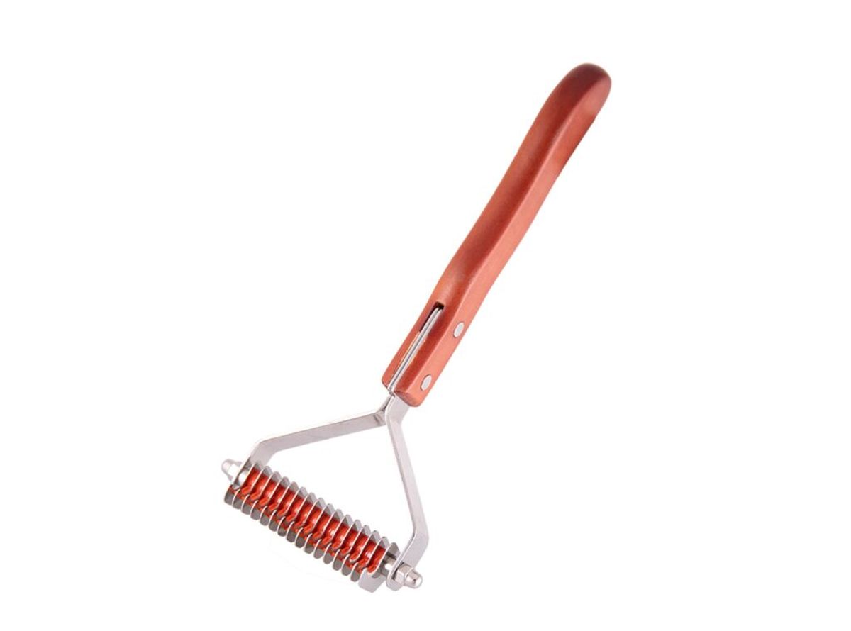Wide Ultra Dematting Coat Rake - 16 Blades, Dezynadog